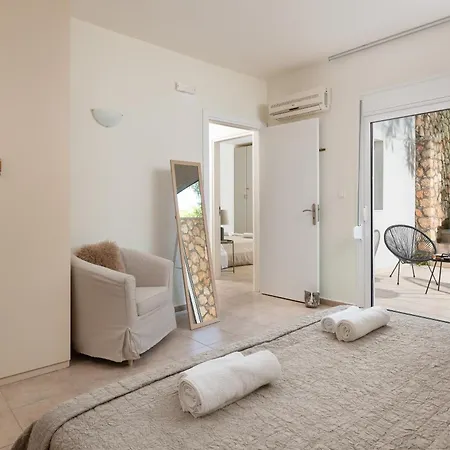 ヴィラ Mare Di Levante With Private Pool リンドス